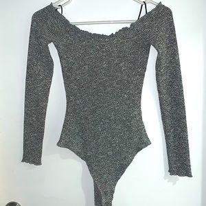 🔥Garage Off Shoulder Bodysuit🔥